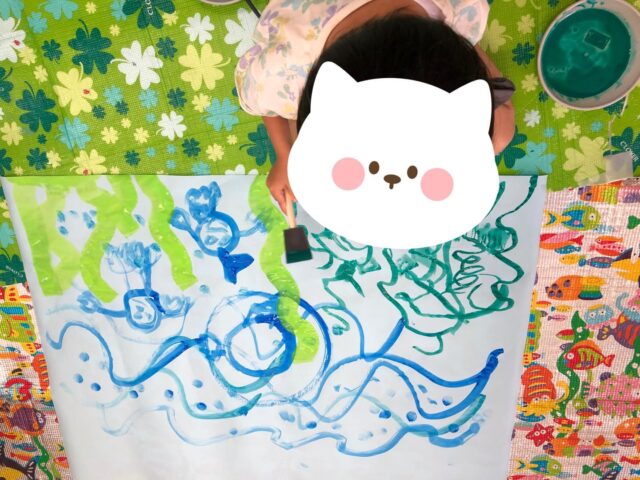 〜海の生き物製作〜
みんなが海を描いてくれて、たくさんの生き物を作ってくれて、とても可愛い壁面になりました✨
#ペンギンのあしあと
#放課後等デイサービス
#製作
#海の生き物
#夏